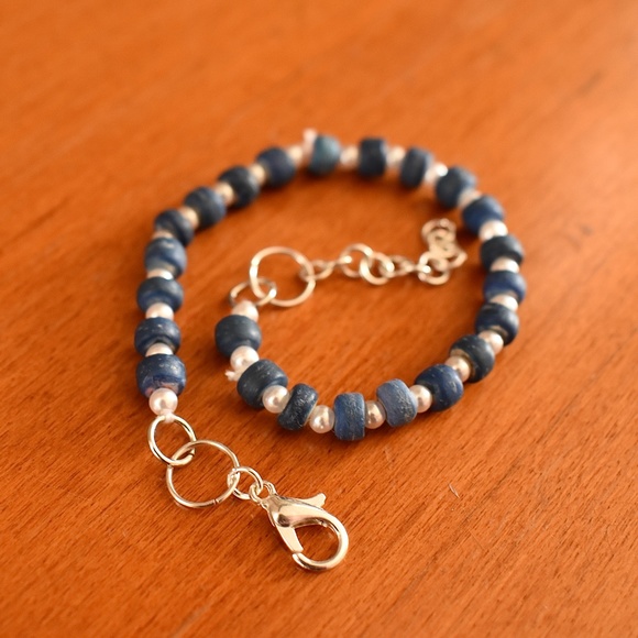 2/$20 Indigo Snow Beaded Bracelet - Picture 2 of 2